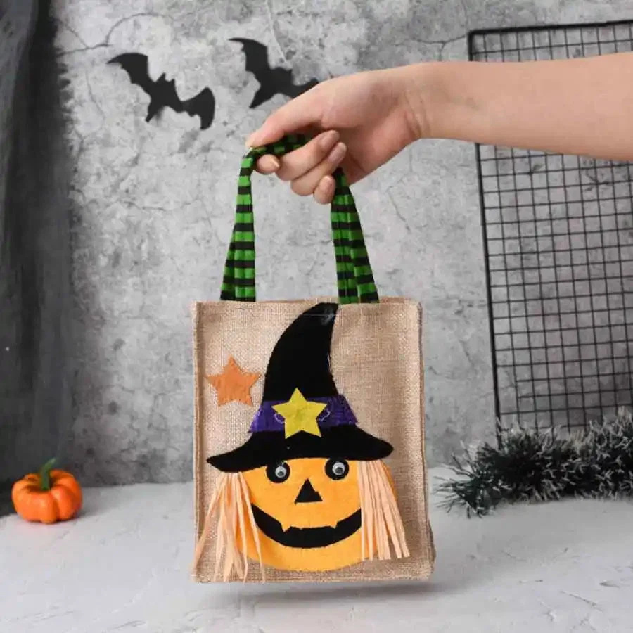 halloween-treat-bag-with-pumpkin-cat-witch-41190960_5.jpg